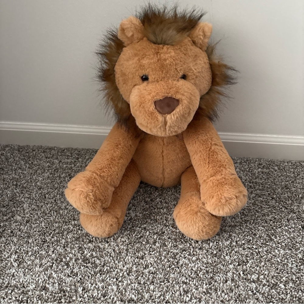 Plush Lion Stuffed Animal Toy